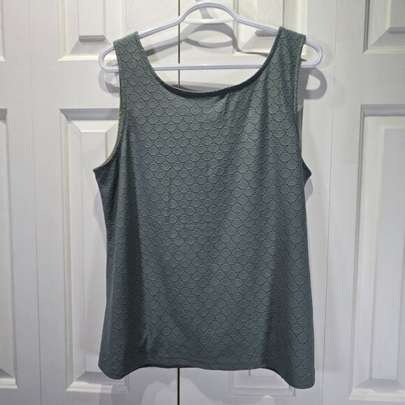 NWT Women’s Sage Green Eyelet Summer Tank Top – Size Large - Picture 2 of 5